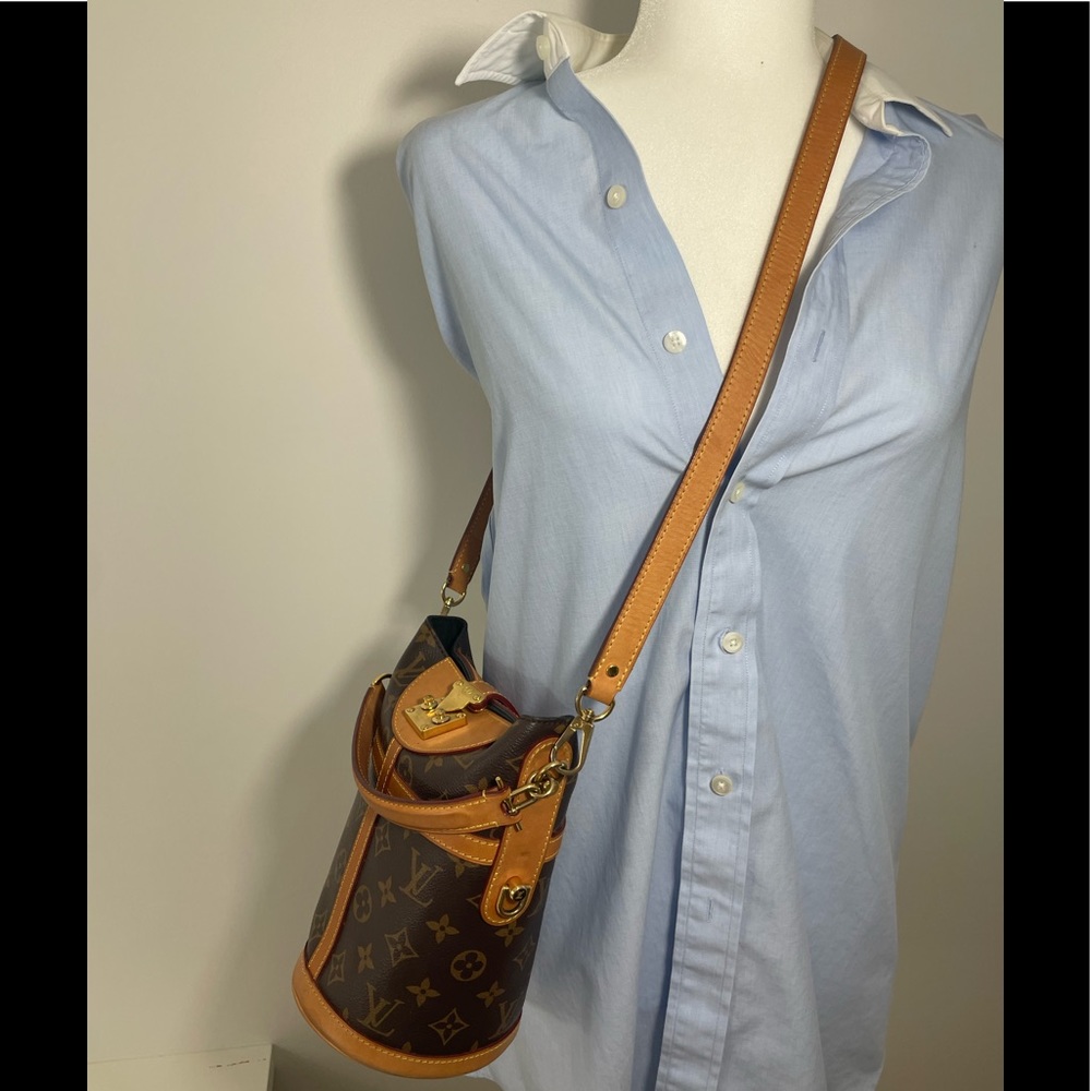 ❤️LOUIS VUITTON❤️
Monogram Duffle Bag - Picture 11 of 13